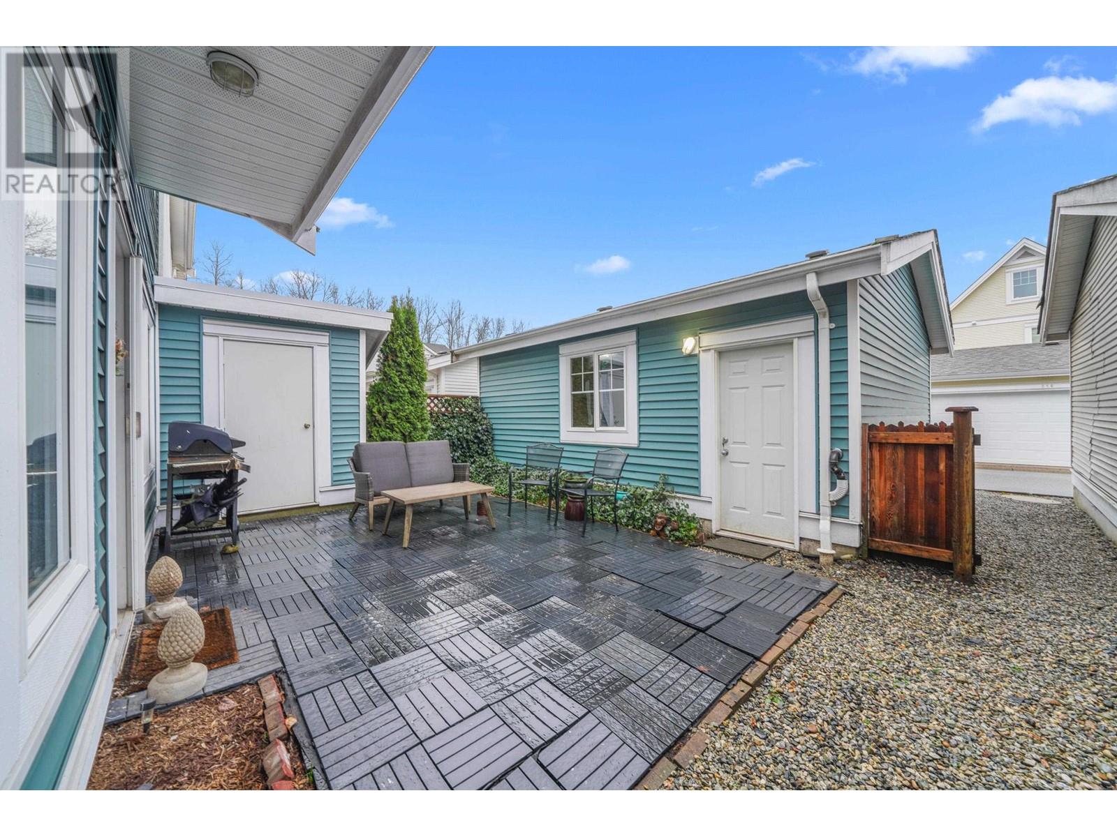 211 3000 Riverbend Drive, Coquitlam, British Columbia  V3C 6R1 - Photo 23 - R2956611