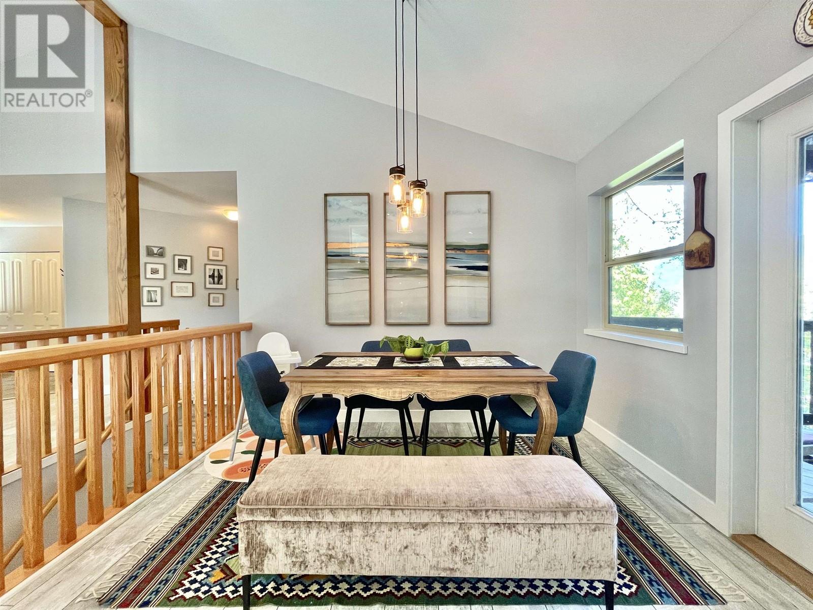 6018 Fairway Avenue, Sechelt, British Columbia  V7Z 0R2 - Photo 1 - R2956674