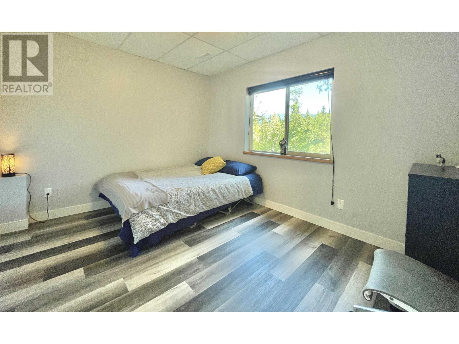 6018 Fairway Avenue, Sechelt, British Columbia  V7Z 0R2 - Photo 18 - R2956674
