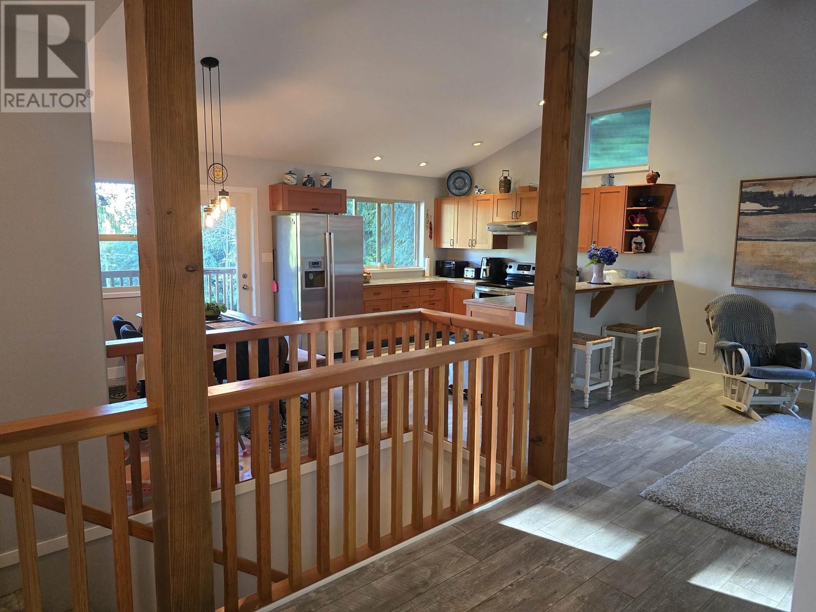 6018 Fairway Avenue, Sechelt, British Columbia  V7Z 0R2 - Photo 36 - R2956674