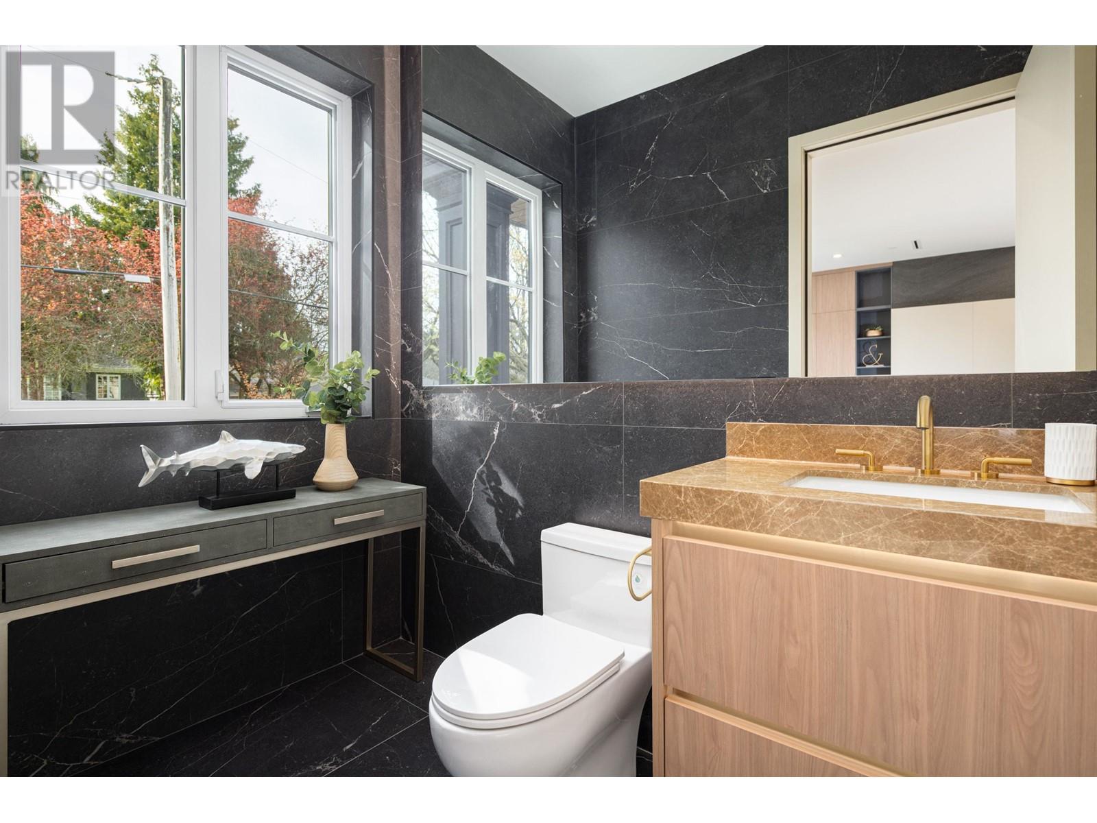 Listing Picture 7 of 19 : 6664 BALSAM STREET, Vancouver / 溫哥華 - 魯藝地產 Yvonne Lu Group - MLS Medallion Club Member