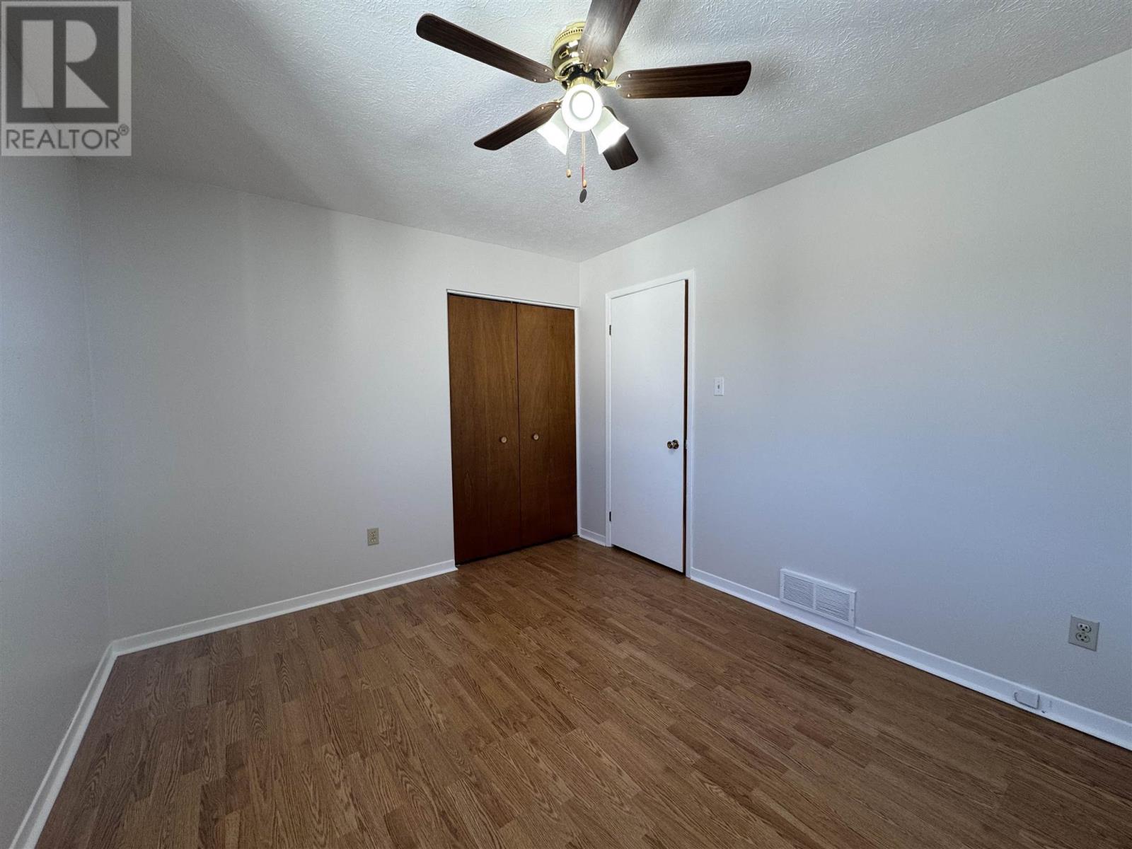 77 Matachewan Rd, Manitouwadge, Ontario  P0T 2C0 - Photo 24 - TB250062