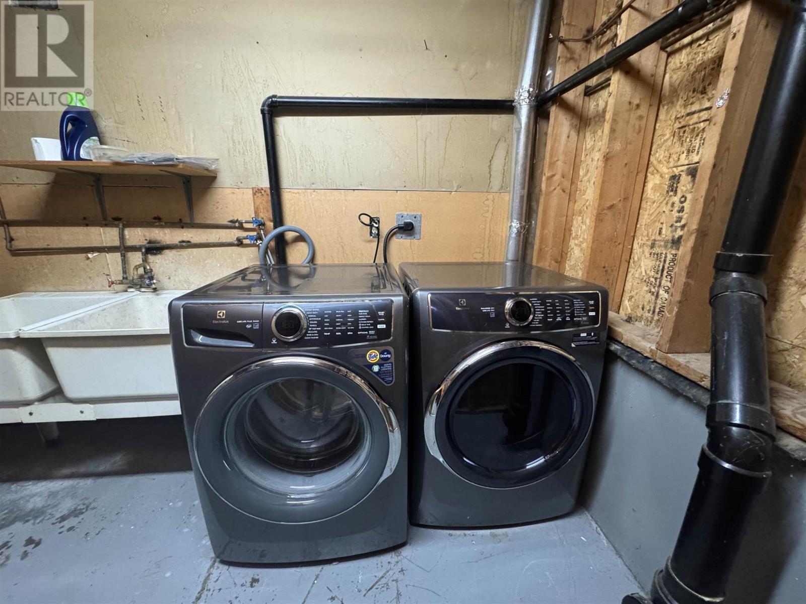 77 Matachewan Rd, Manitouwadge, Ontario  P0T 2C0 - Photo 44 - TB250062