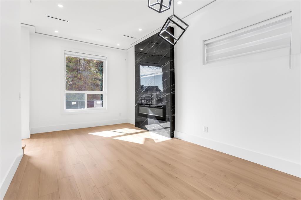 14775 68a Avenue, Surrey, British Columbia  V3S 3C9 - Photo 8 - R2956450