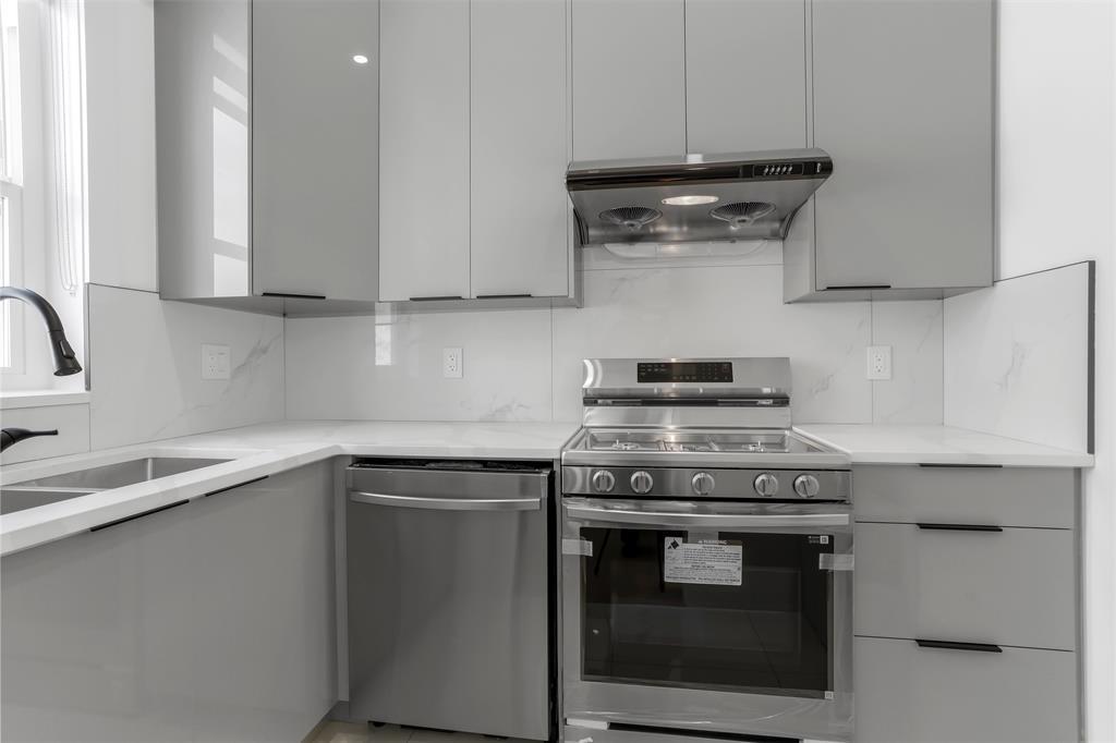 14775 68a Avenue, Surrey, British Columbia  V3S 3C9 - Photo 5 - R2956450