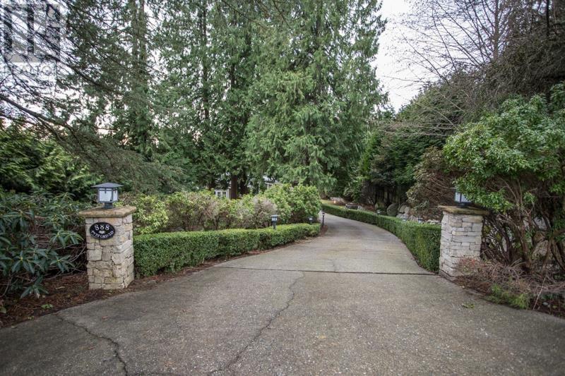 888 Pyrford Road, West Vancouver, British Columbia  V7S 2A1 - Photo 2 - R2956589