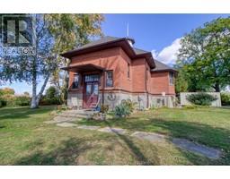 21871 VICTORIA ROAD, Thamesville, Ontario
