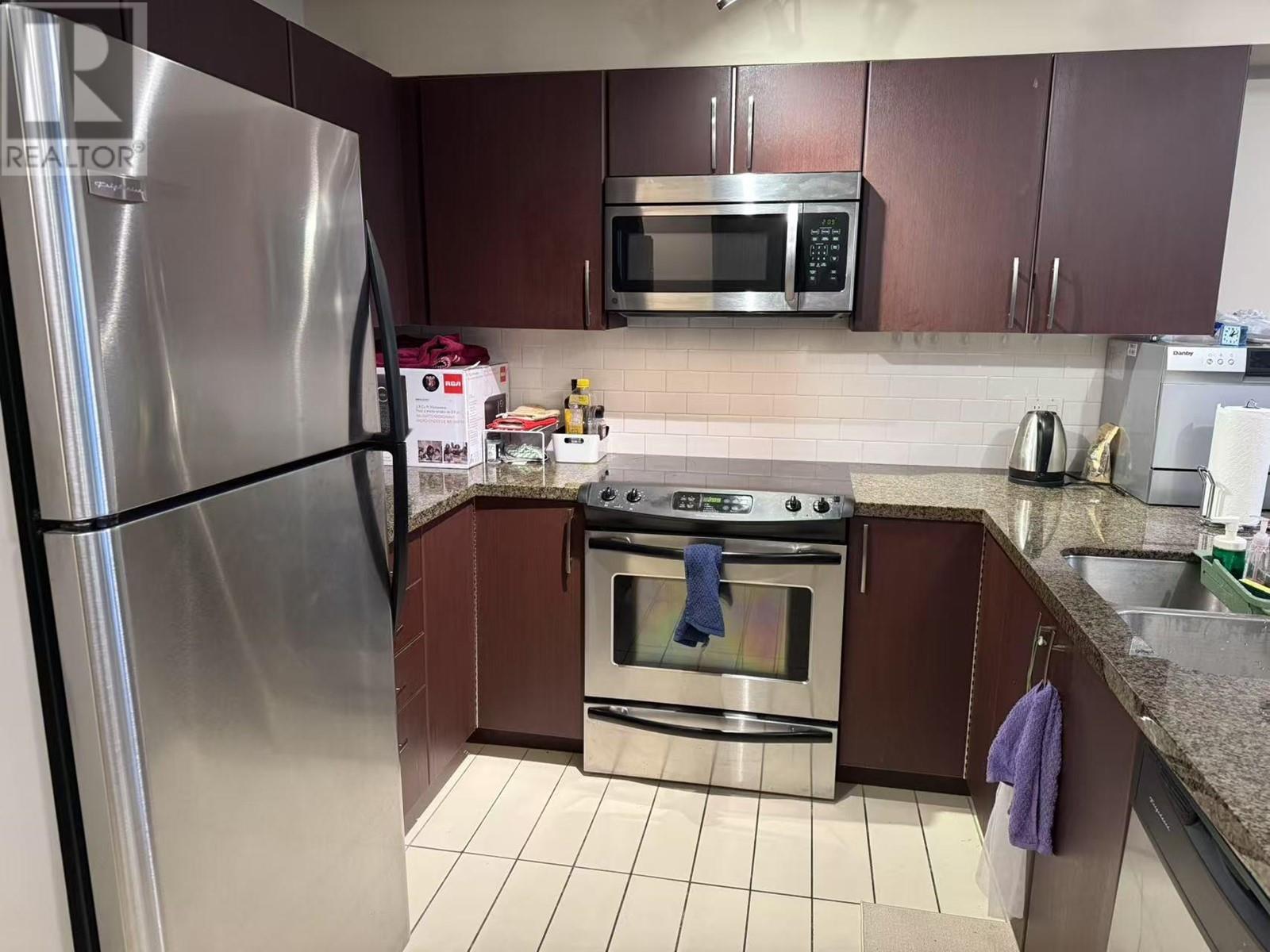 Property at 209 7337 MACPHERSON AVENUE image 4