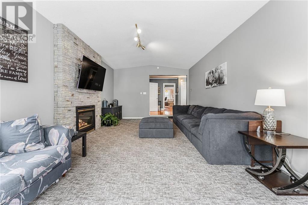 5701 Prince Edward Avenue, Niagara Falls, Ontario  L2G 5J1 - Photo 25 - 40689813
