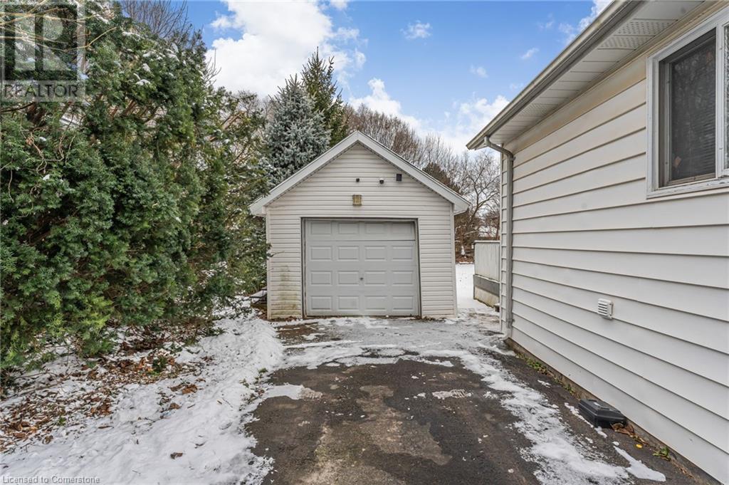 5701 Prince Edward Avenue, Niagara Falls, Ontario  L2G 5J1 - Photo 36 - 40689813