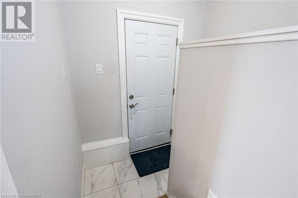 14 Lakeview Avenue, Grimsby, Ontario  L3M 3M1 - Photo 28 - 40690005