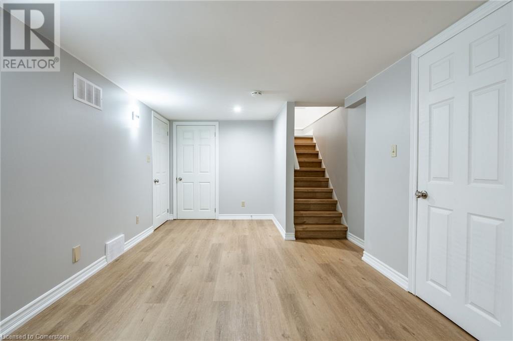 14 Lakeview Avenue, Grimsby, Ontario  L3M 3M1 - Photo 29 - 40690005