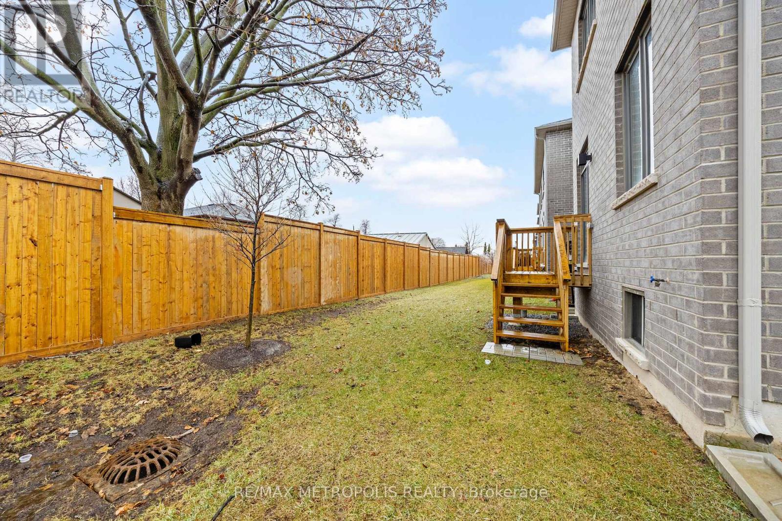 316 Okanagan Path, Oshawa, Ontario  L1H 0A7 - Photo 16 - E11925412