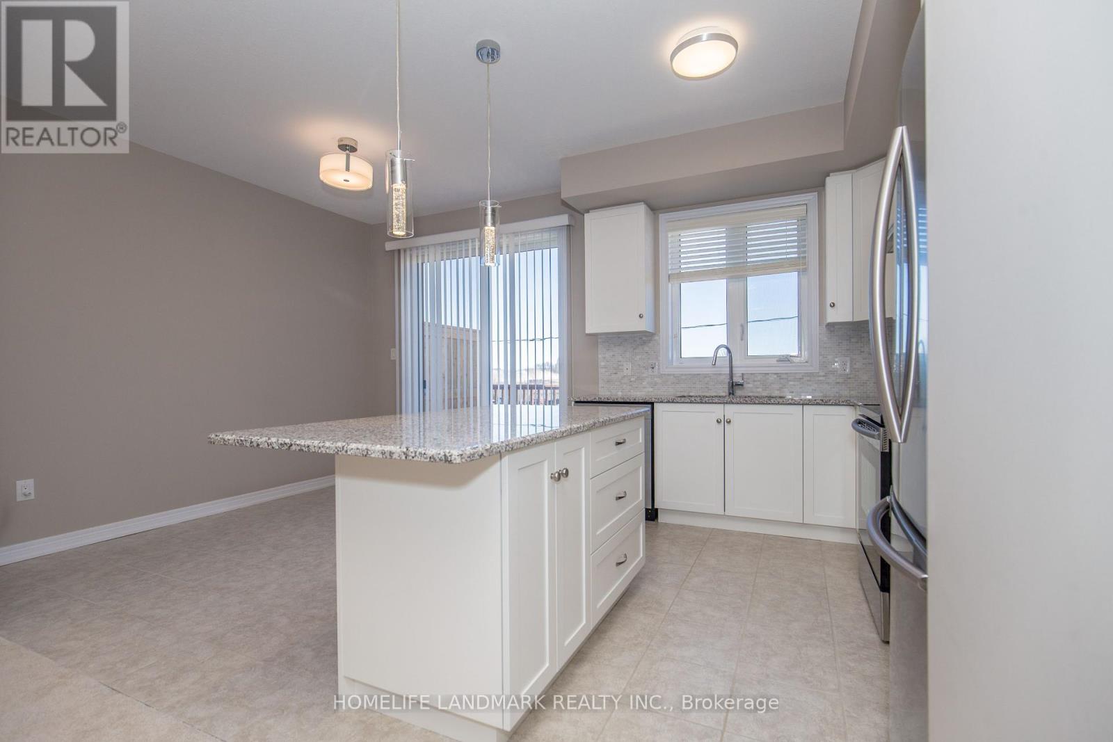 401 Hardwick Common, Oakville, Ontario  L6H 0P6 - Photo 4 - W11925418