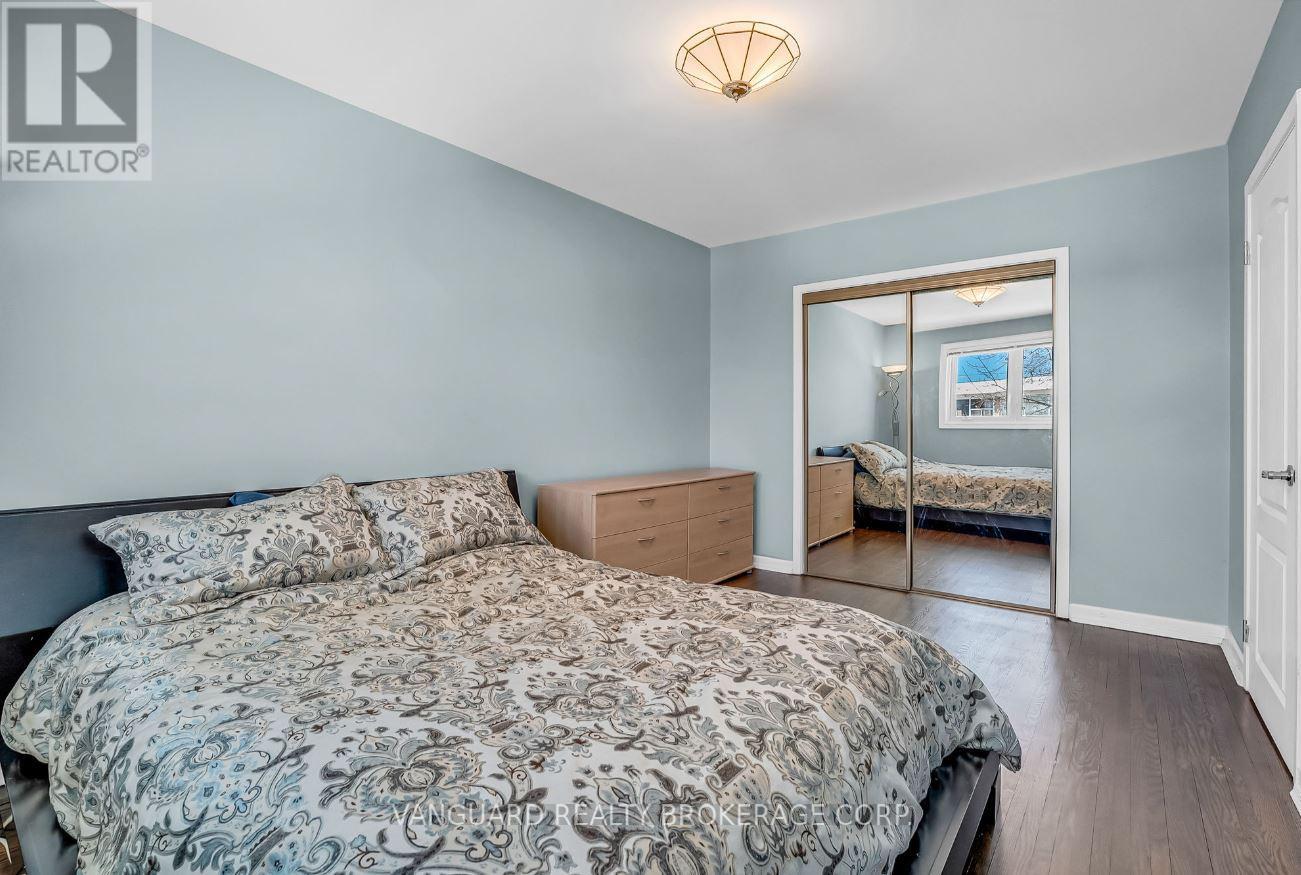 61 Gambello Crescent, Toronto, Ontario  M3J 1W2 - Photo 21 - W11925446