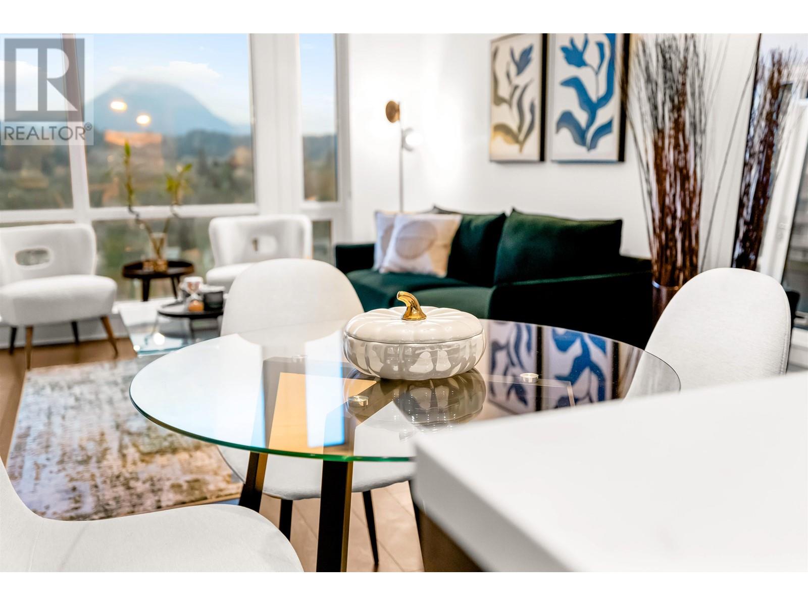 1401 1550 FERN STREET