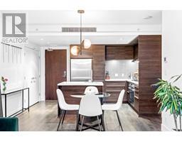 1401 1550 FERN STREET