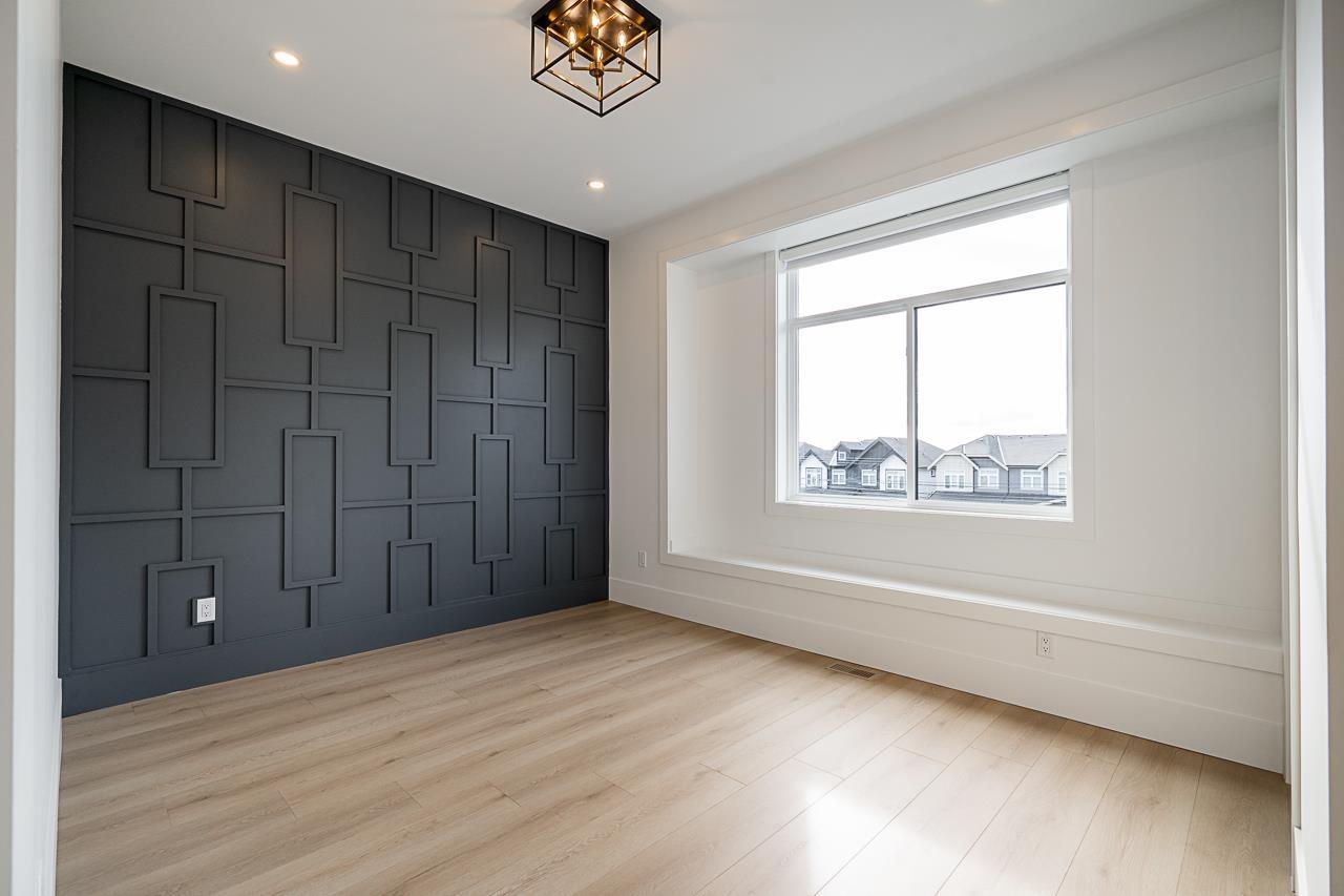 16685 16 Avenue, Surrey, British Columbia  V3S 9X7 - Photo 12 - R2956672