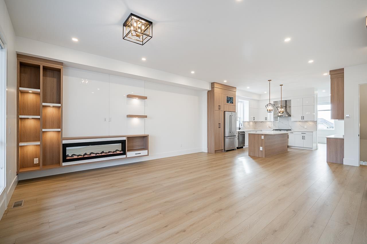 16685 16 Avenue, Surrey, British Columbia  V3S 9X7 - Photo 8 - R2956672