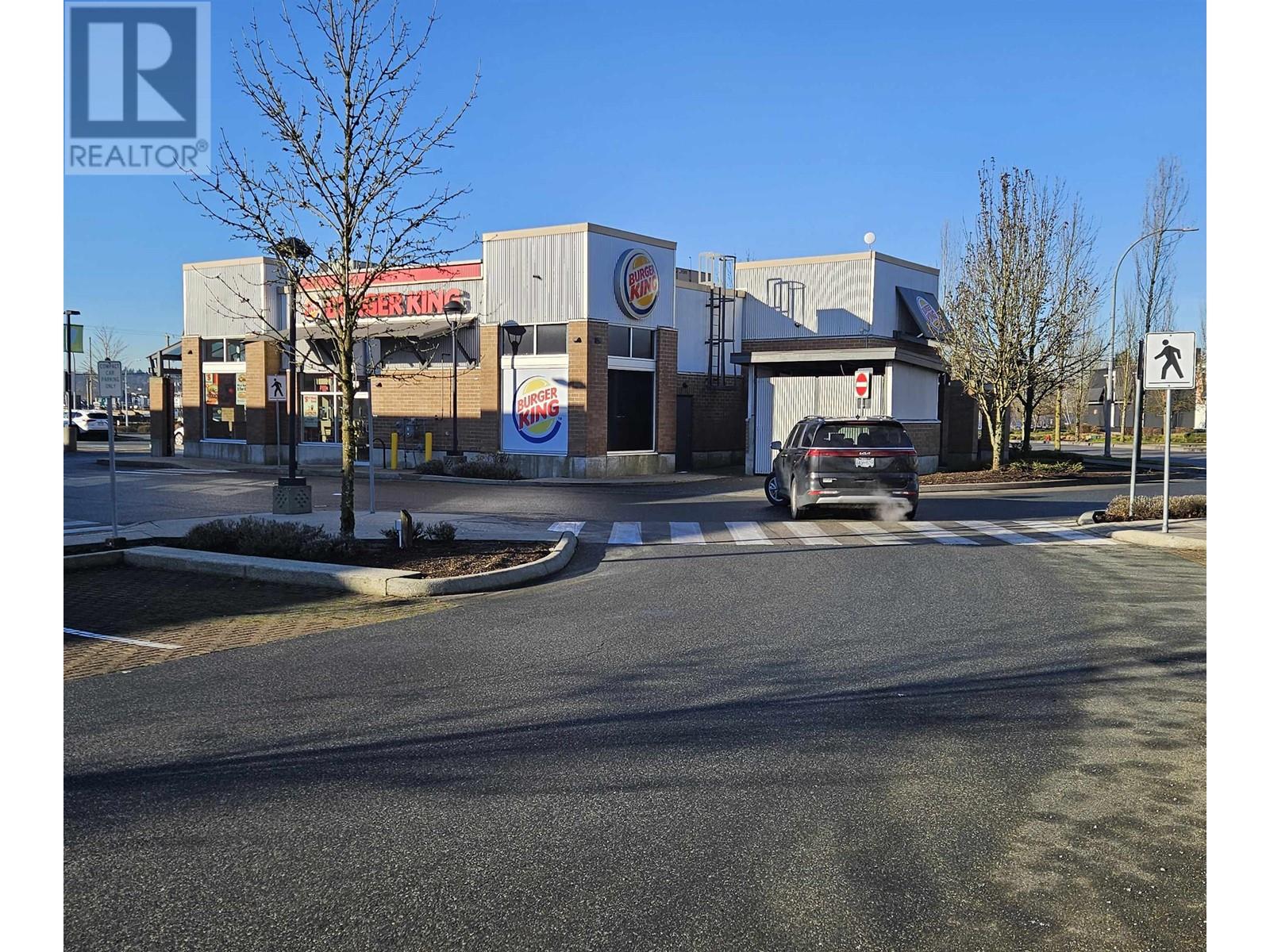 Property at 873 VILLAGE DRIVE image 4