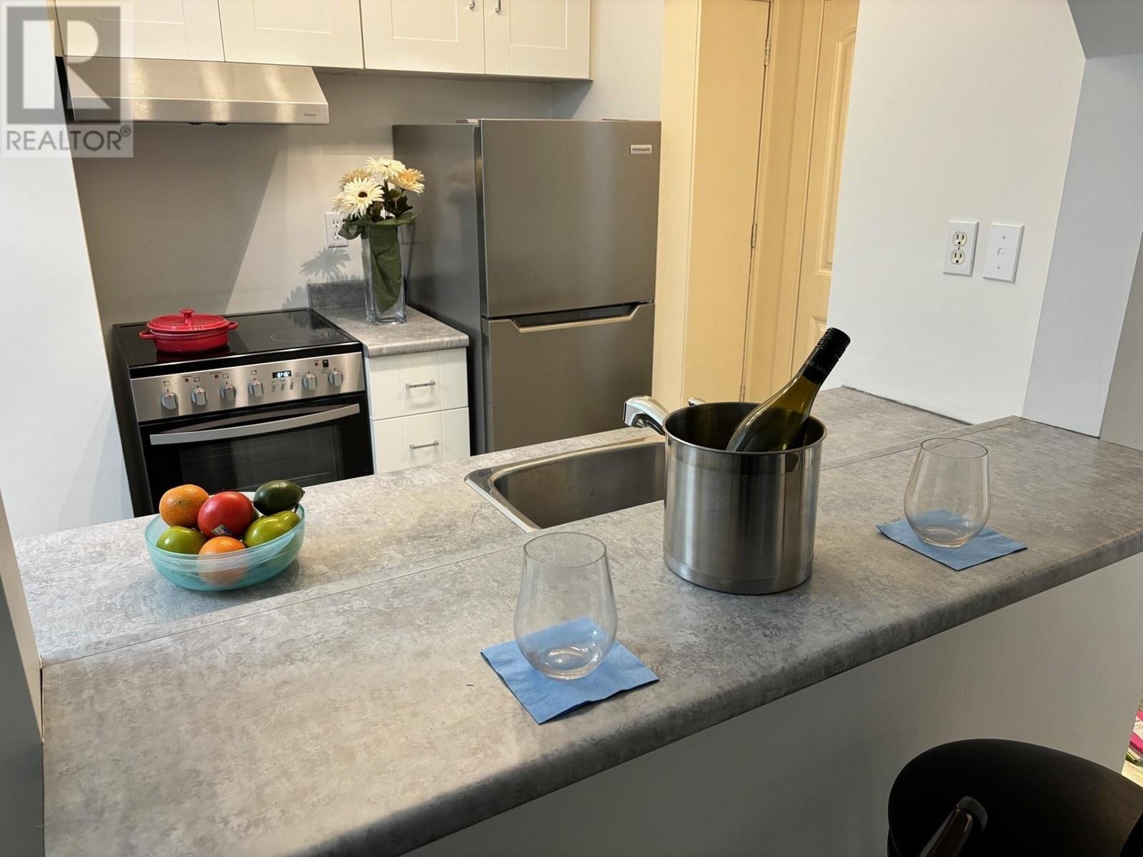 Listing Picture 7 of 19 : 233 711 E 6 AVENUE, Vancouver / 溫哥華 - 魯藝地產 Yvonne Lu Group - MLS Medallion Club Member