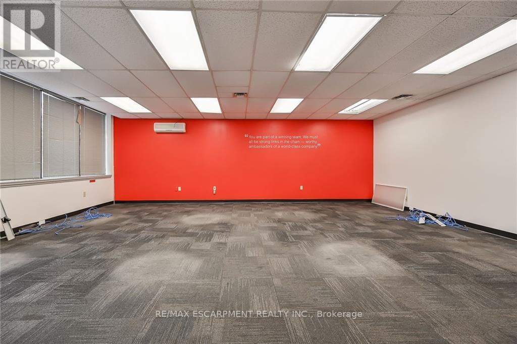 54 Centennial Parkway N, Hamilton (Riverdale), Ontario  L8E 1H6 - Photo 10 - X11925460