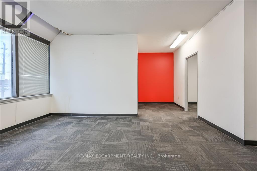54 Centennial Parkway N, Hamilton (Riverdale), Ontario  L8E 1H6 - Photo 37 - X11925460