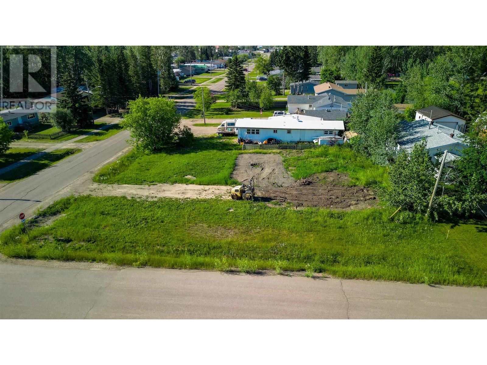 5259 44 Street, Fort Nelson, British Columbia V0C 1R0 - Photo 4 - R2936810