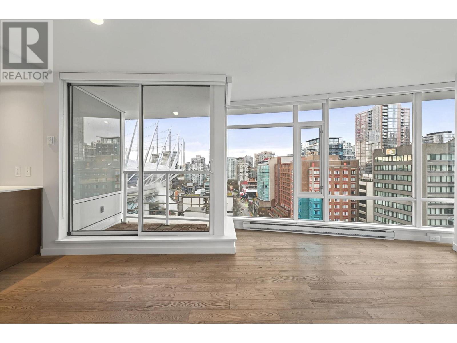 Property at 1608 161 W GEORGIA STREET image 4