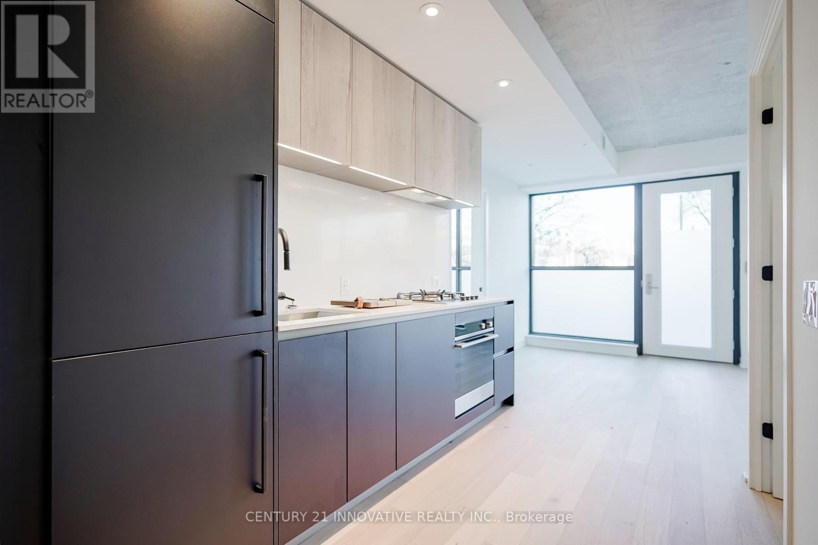 Th-103 - 2625 Dundas Street W, Toronto, Ontario  M6P 1X9 - Photo 14 - W11925540