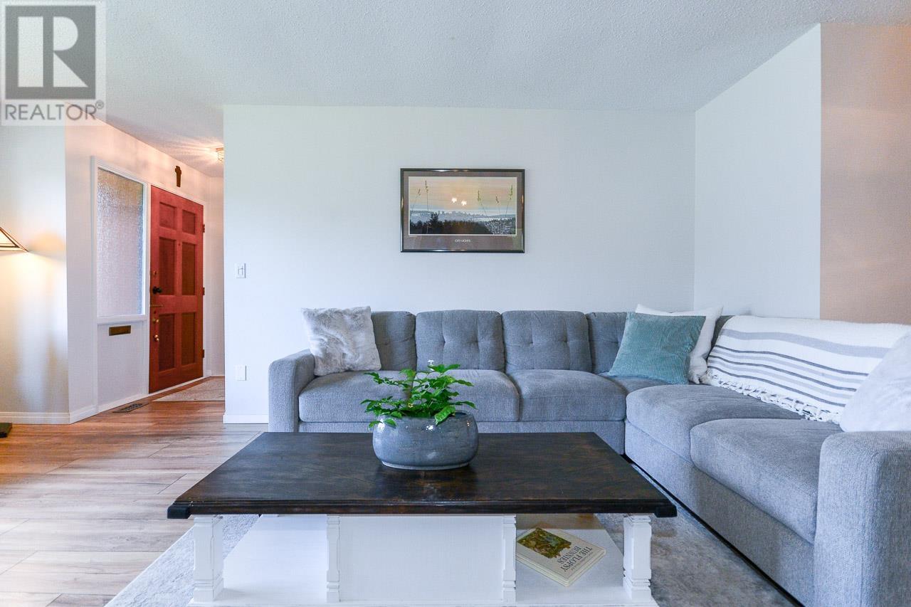 11286 Kingcome Avenue, Richmond, British Columbia  V7A 4W3 - Photo 6 - R2947123