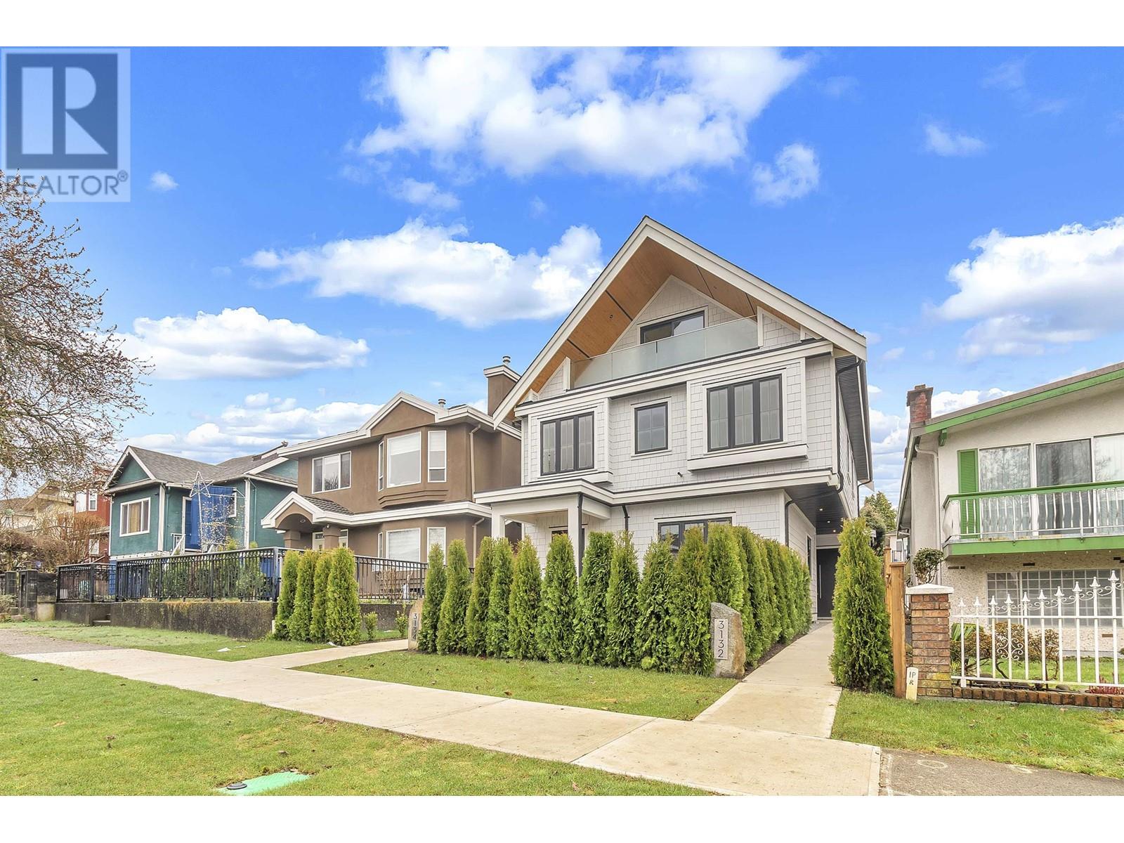 3132 E 20TH AVENUE, Vancouver