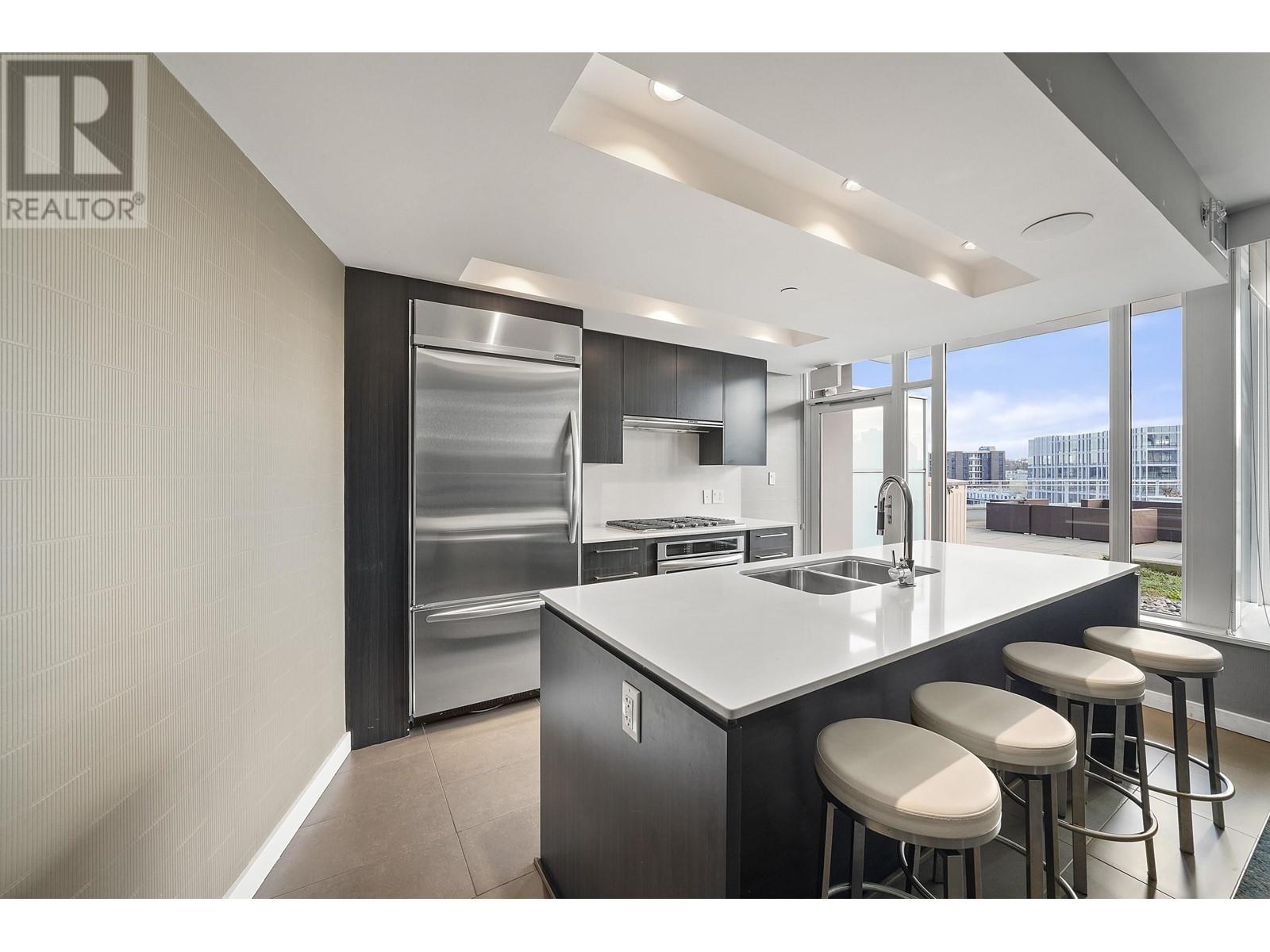 Listing Picture 7 of 28 : 1915 1618 QUEBEC STREET, Vancouver / 溫哥華 - 魯藝地產 Yvonne Lu Group - MLS Medallion Club Member