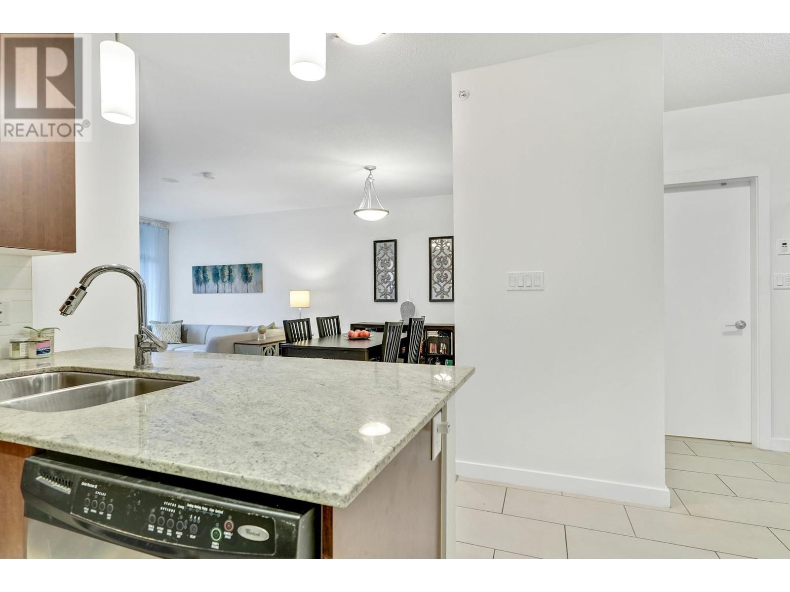 1407 280 Ross Drive, New Westminster, British Columbia  V3L 0C2 - Photo 12 - R2956683