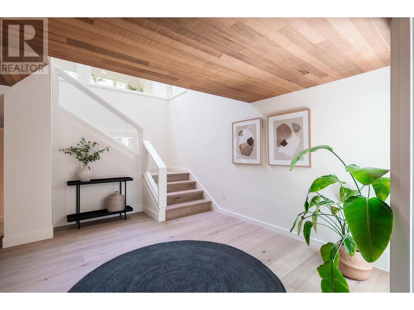 5061 Bear Lane, West Vancouver, British Columbia  V7W 1L2 - Photo 11 - R2956786