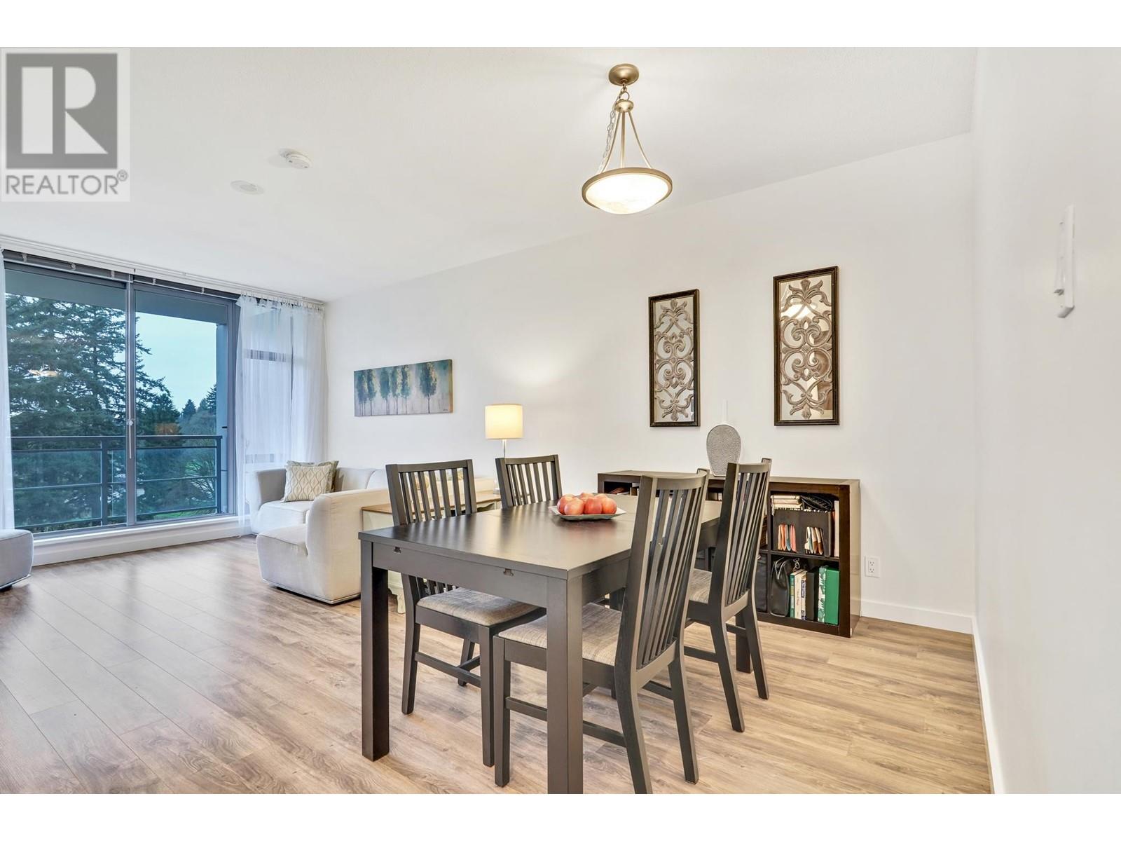1407 280 Ross Drive, New Westminster, British Columbia  V3L 0C2 - Photo 2 - R2956683