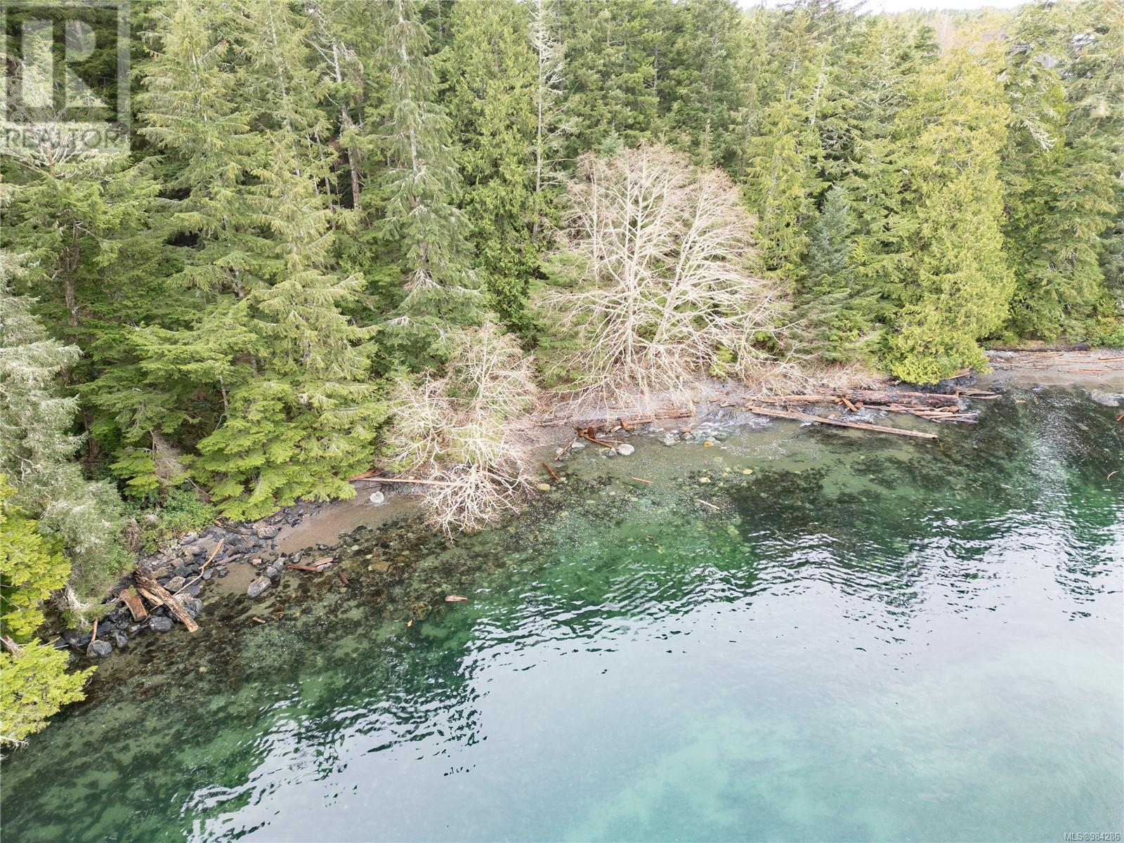 895 Peninsula Rd, Ucluelet, British Columbia  V0R 3A0 - Photo 19 - 984286