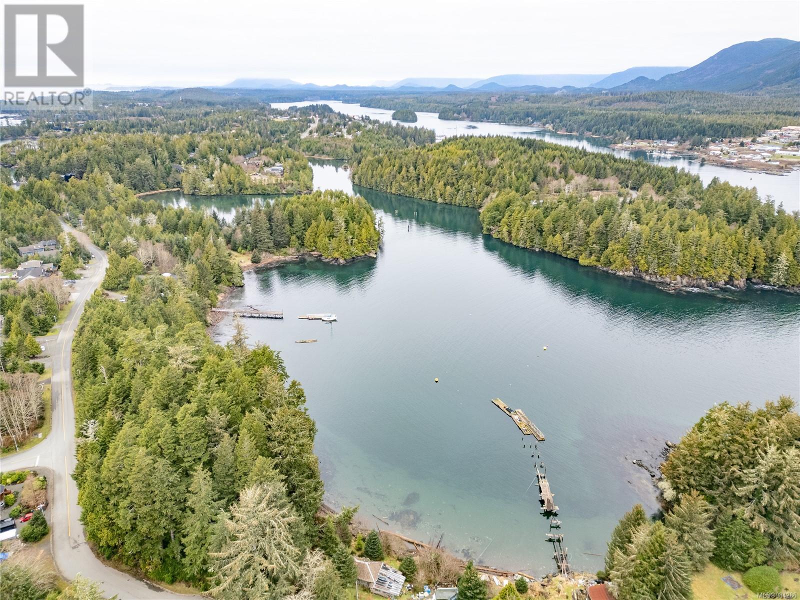 895 Peninsula Rd, Ucluelet, British Columbia  V0R 3A0 - Photo 15 - 984286