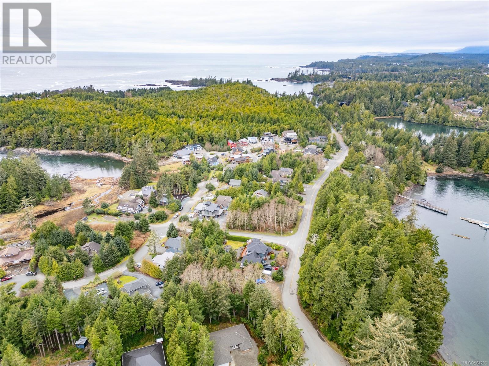 895 Peninsula Rd, Ucluelet, British Columbia  V0R 3A0 - Photo 16 - 984286