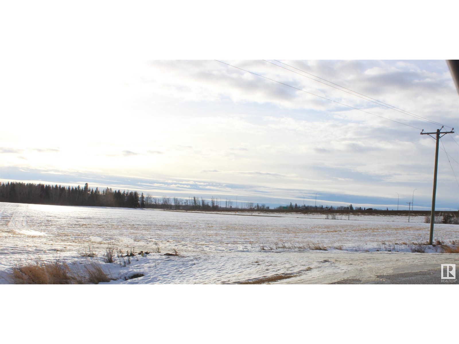 28011 Hwy 16, Rural Parkland County, Alberta  T7Z 1C2 - Photo 3 - E4418107