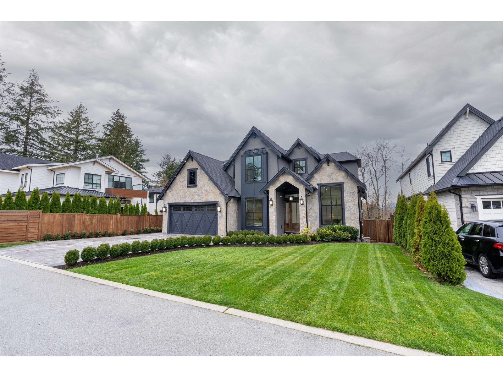Property at 16433 29A AVENUE image 3