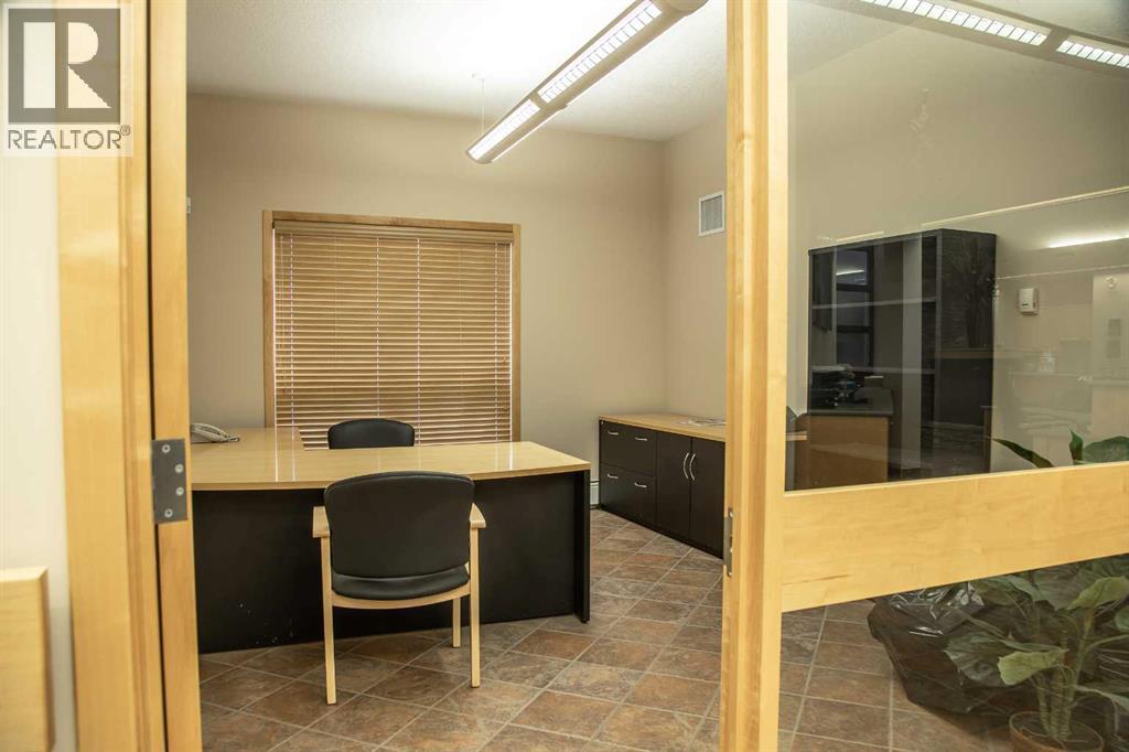 Lorem Ipsum Dol, High Level, Alberta  T0H  - Photo 8 - DEMO27536424