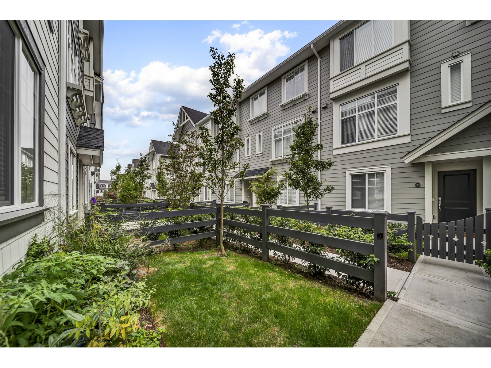 Property at 158 15778 85 AVENUE image 5