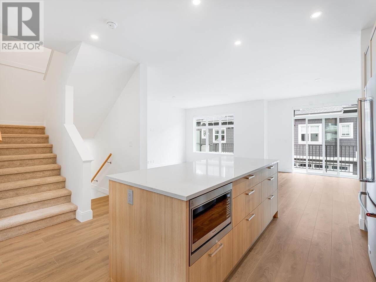 201 1310 Mitchell Street, Coquitlam, British Columbia V3E 0T9 - Photo 4 - R2956808