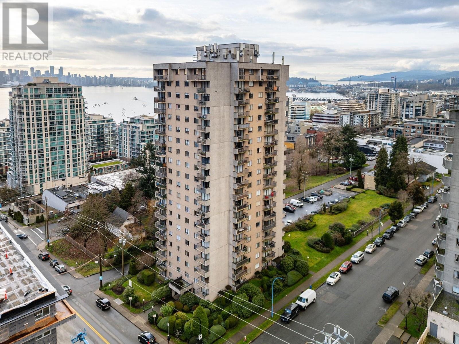 Property at 1108 145 ST GEORGES AVENUE image 1