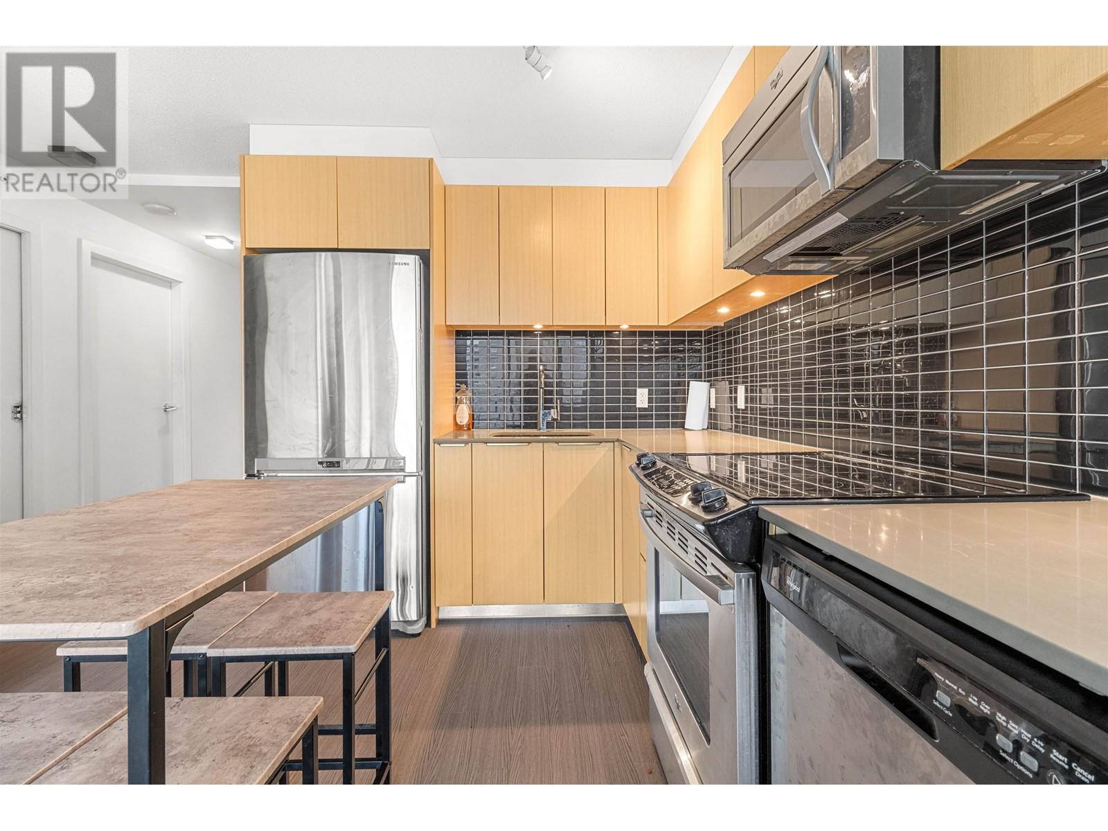 703 1325 Rolston Street, Vancouver, British Columbia  V6B 0M2 - Photo 4 - R2956855