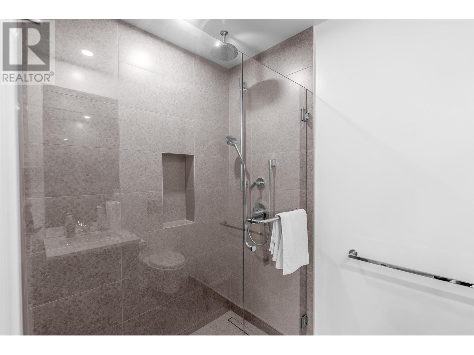 309 6707 Nelson Avenue, West Vancouver, British Columbia  V7W 0A4 - Photo 18 - R2956866