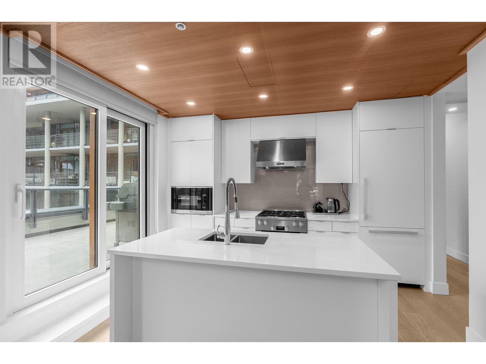 309 6707 Nelson Avenue, West Vancouver, British Columbia  V7W 0A4 - Photo 5 - R2956866