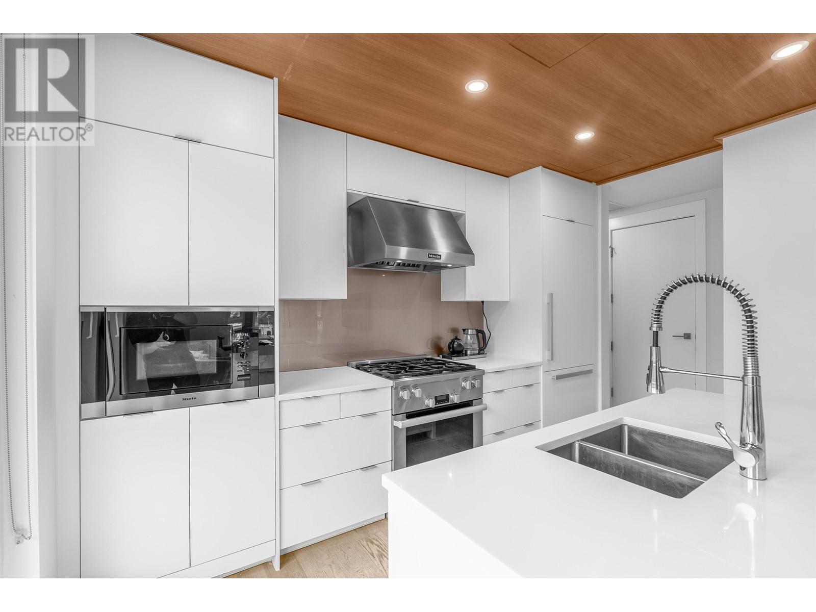 309 6707 Nelson Avenue, West Vancouver, British Columbia  V7W 0A4 - Photo 7 - R2956866