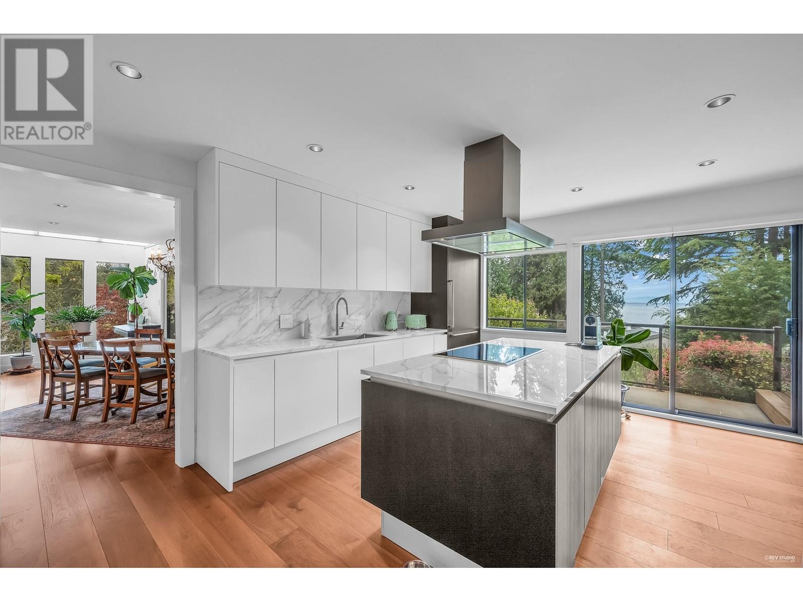 5312 Marine Drive, West Vancouver, British Columbia  V7W 2P8 - Photo 6 - R2956863